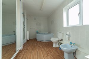 Photo 16- click for photo gallery